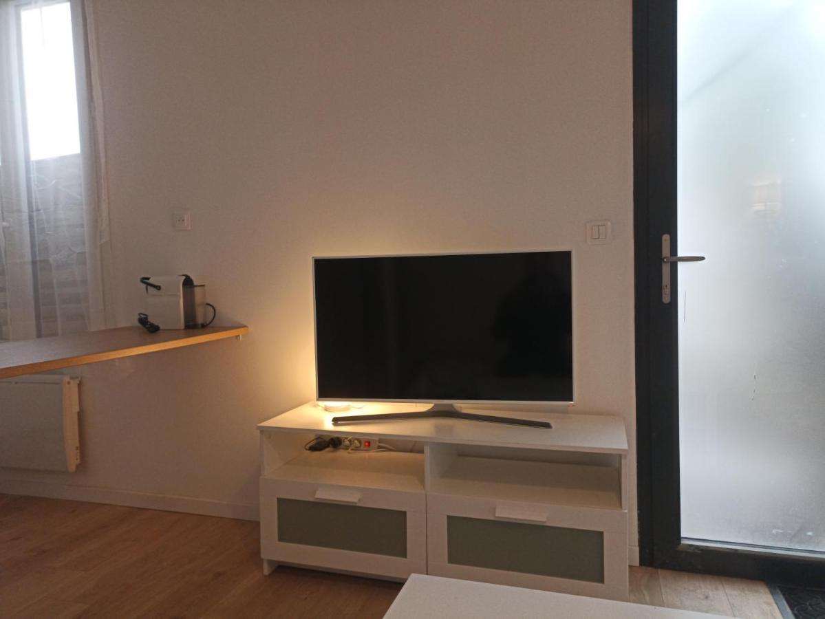 Studio Cosy Avec Terrasse Et Jardin Lägenhet Floirac  Exteriör bild